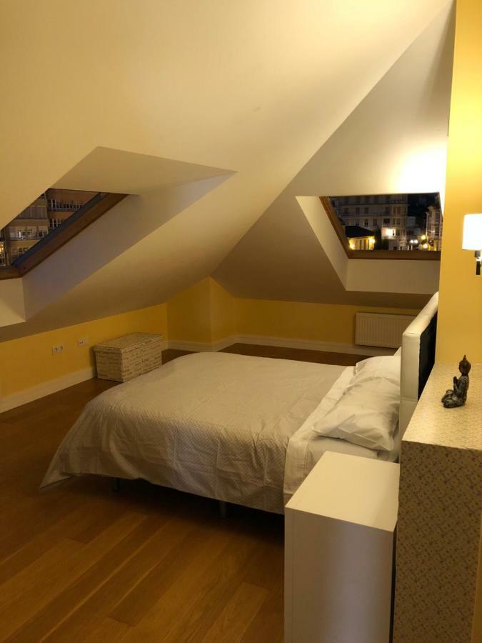 Lugo 360 Apartment Luaran gambar